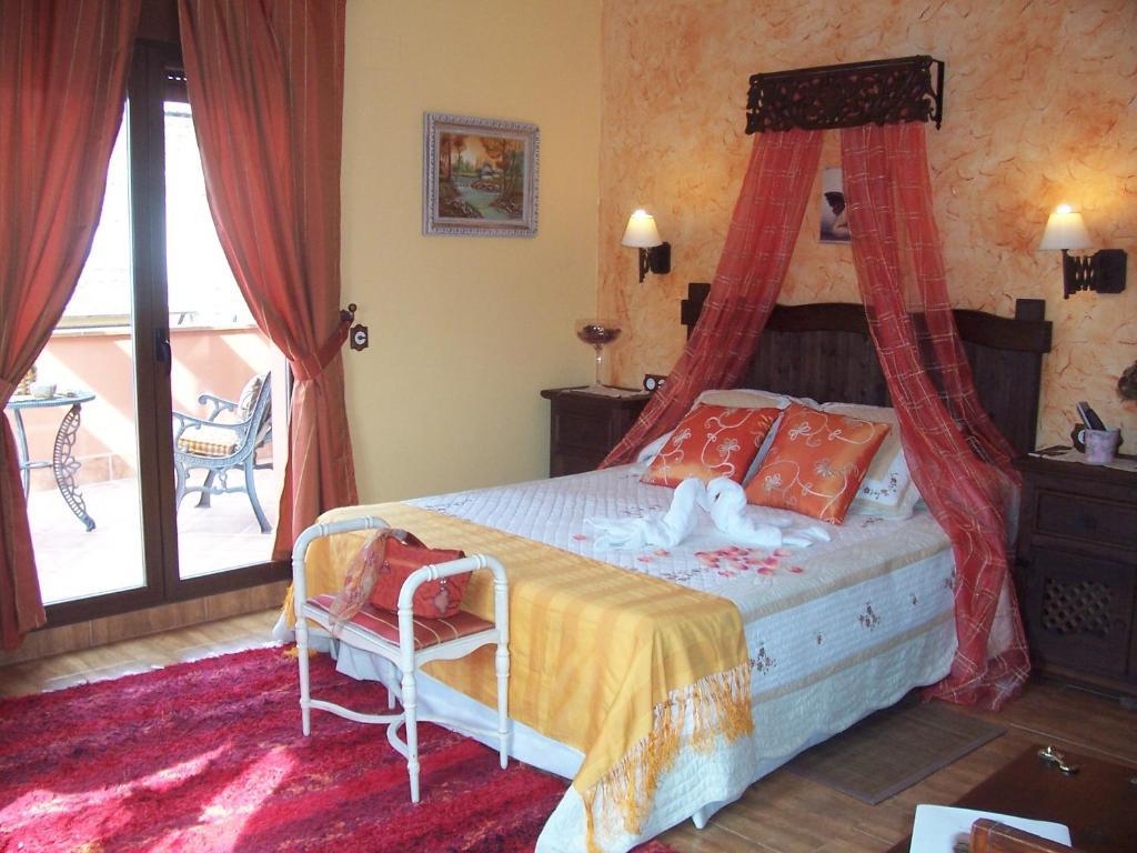 Laurel De La Reina Bed & Breakfast - Boutique La Zubia  Zimmer foto